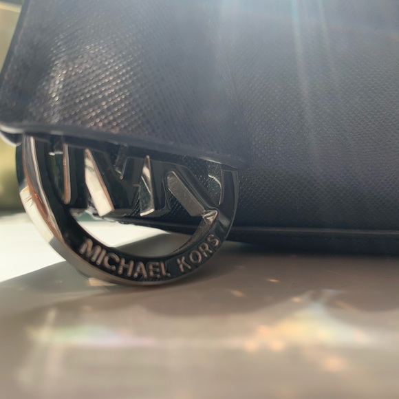 Micheal Kors Mini Bag - Picture 4 of 8